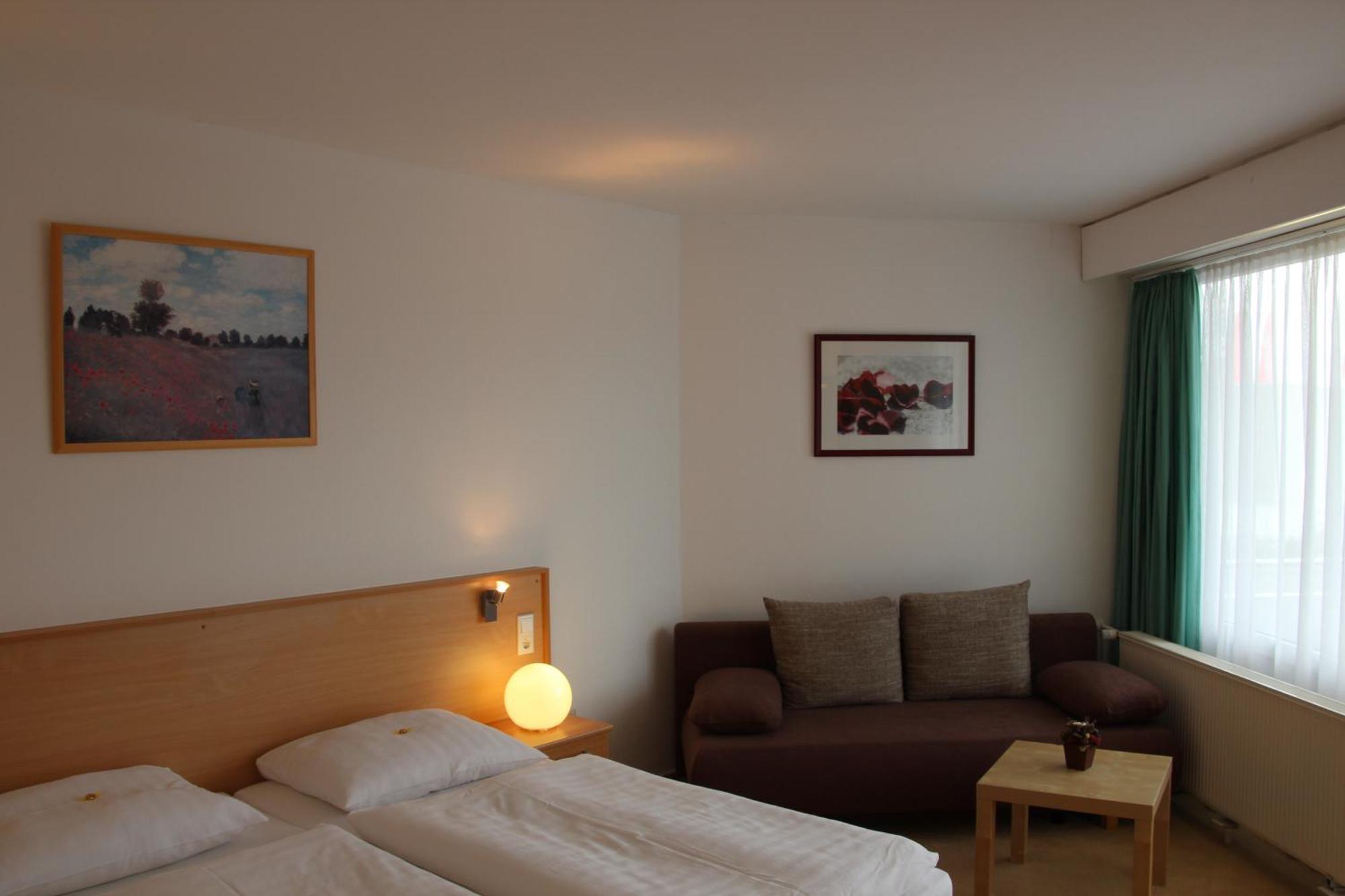 Hotel Deisterblick Bad Nenndorf Bagian luar foto