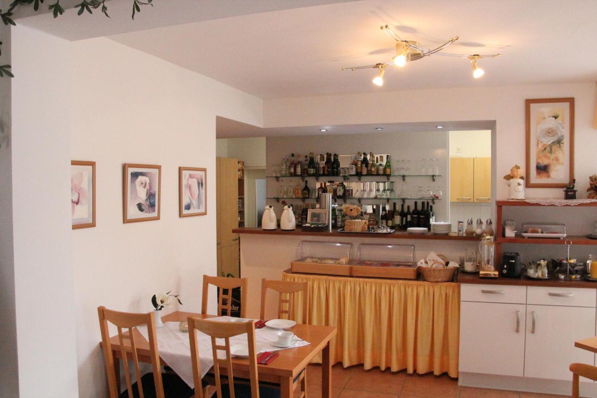 Hotel Deisterblick Bad Nenndorf Bagian luar foto